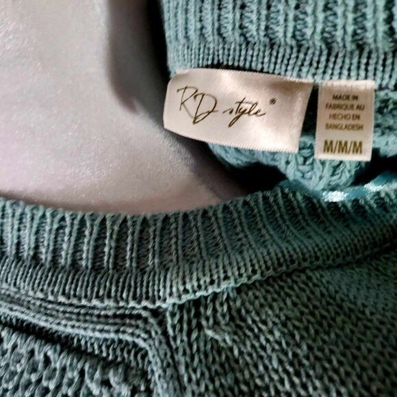 New with tag RD Style Knit sweater size M. - Picture 3 of 11
